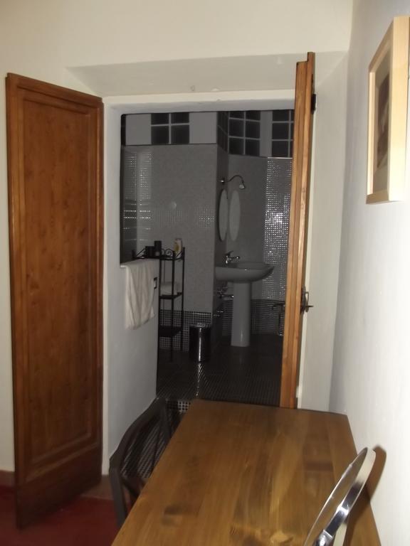 B&B Reillys Montecarotto Ruang foto